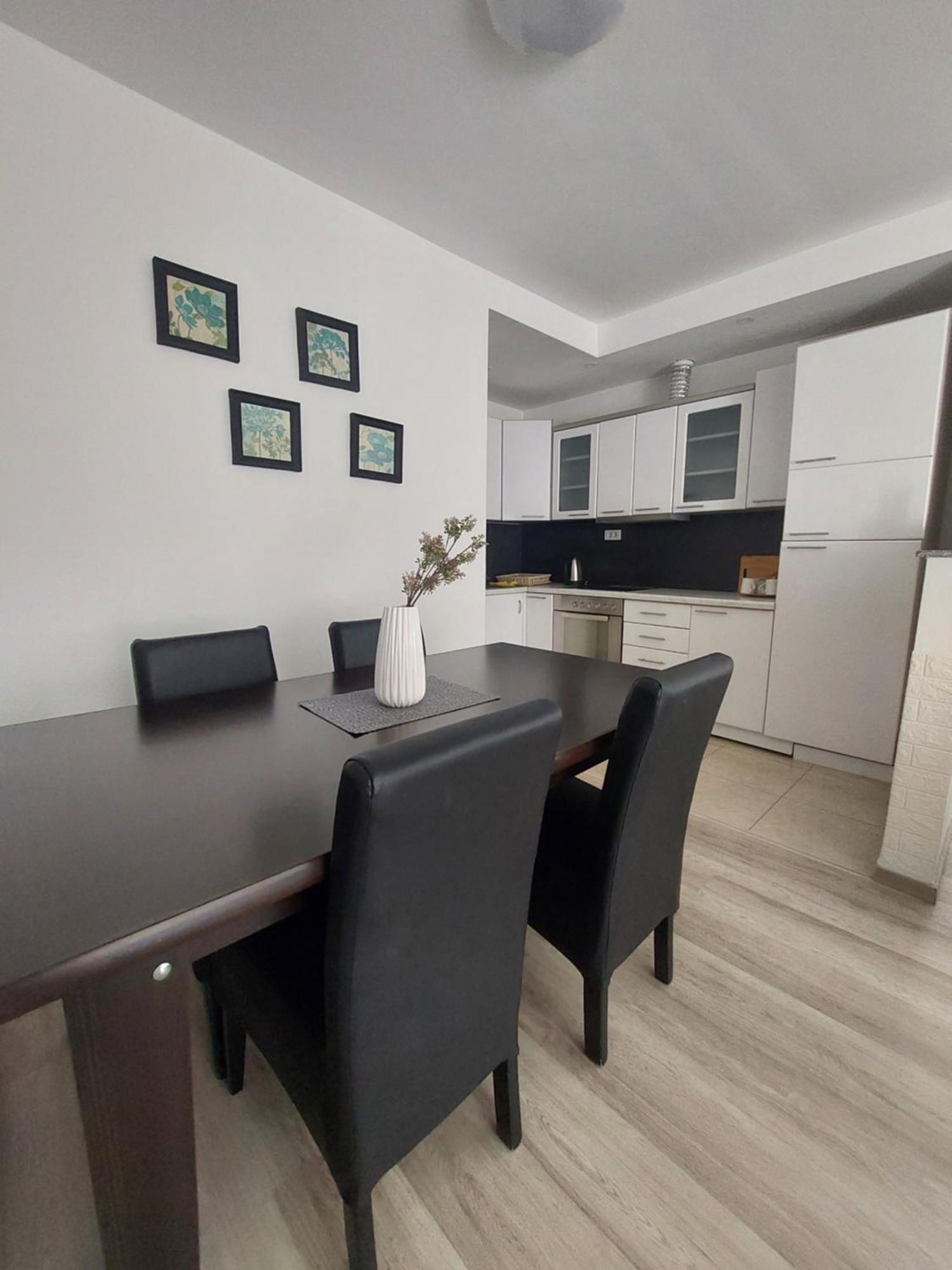 Private Apartments Prishtina Pristina Extérieur photo