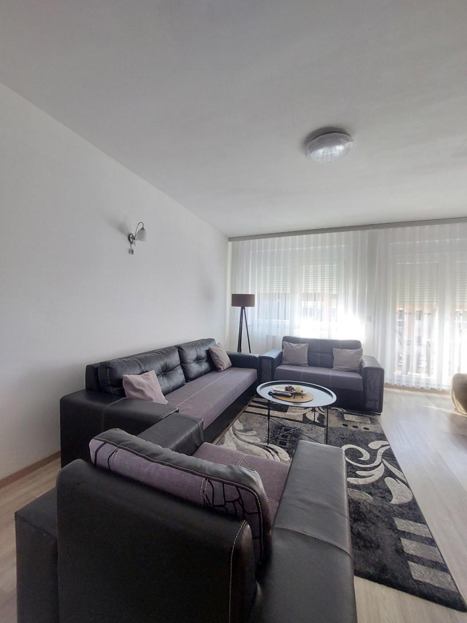 Private Apartments Prishtina Pristina Extérieur photo