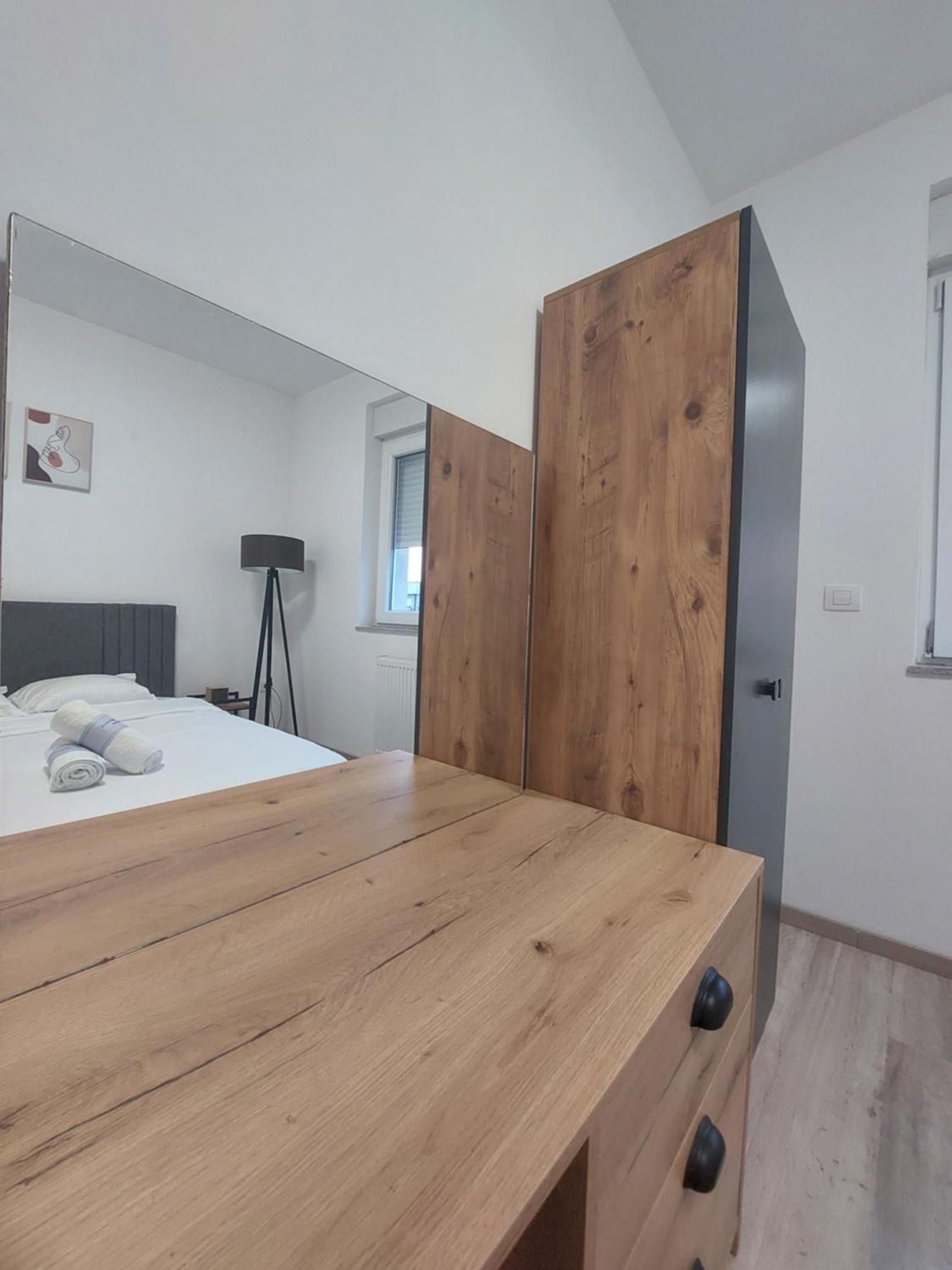 Private Apartments Prishtina Pristina Extérieur photo